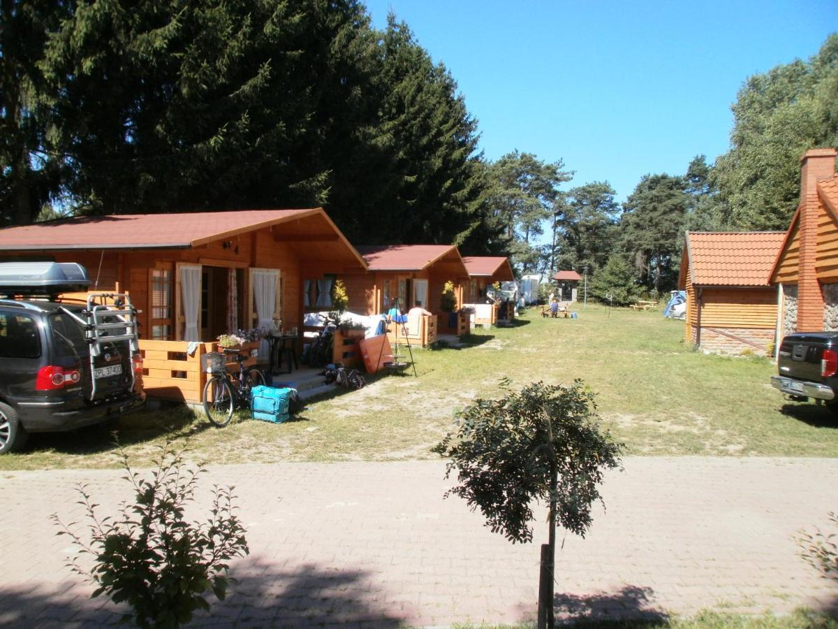 Osrodek Wypoczynkowy W Jeleniu Hotel Borne Sulinowo Exterior photo